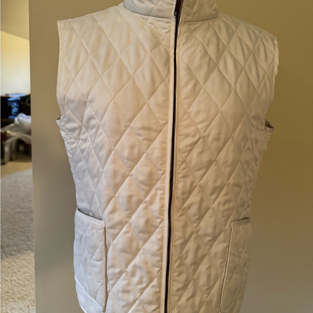 Burberry London Quilted White Vest for Women